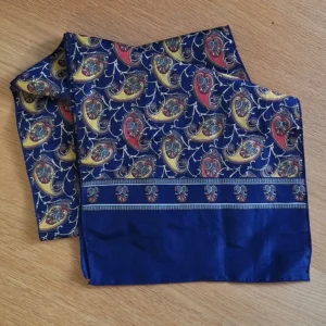 BEG-061 Paisley scarf