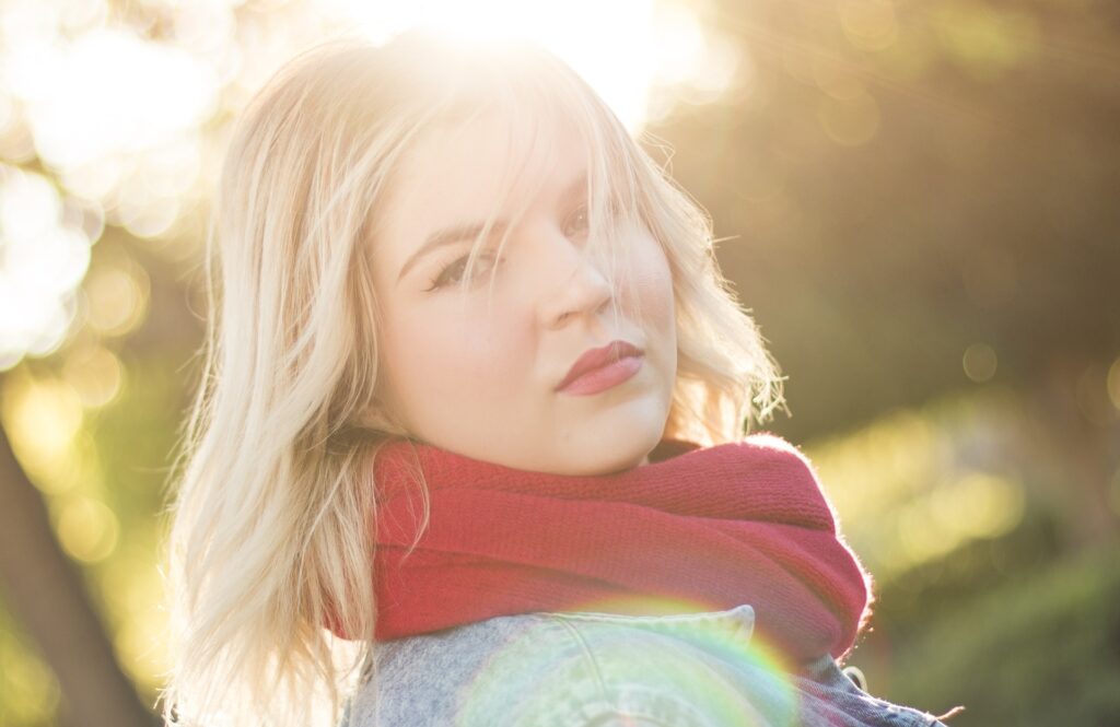 Kvinna med scarf