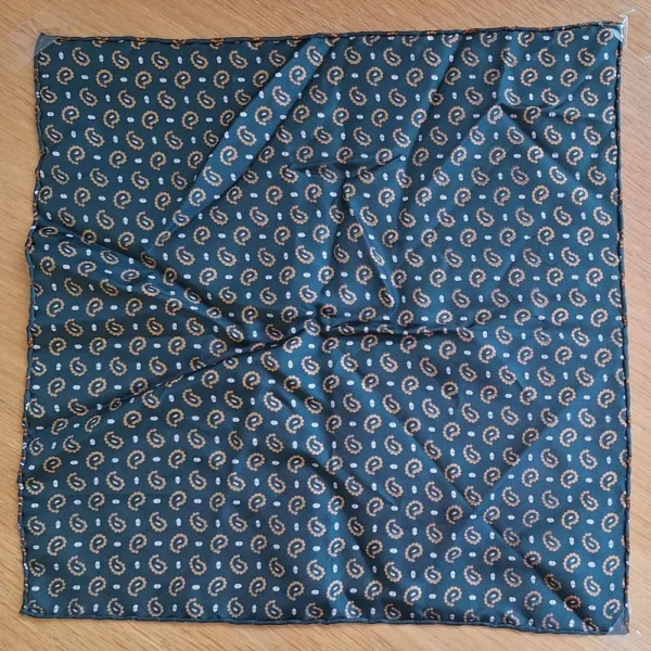 Bröstnäsduk paisley